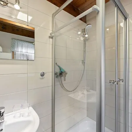 Hannah 100 Holiday home